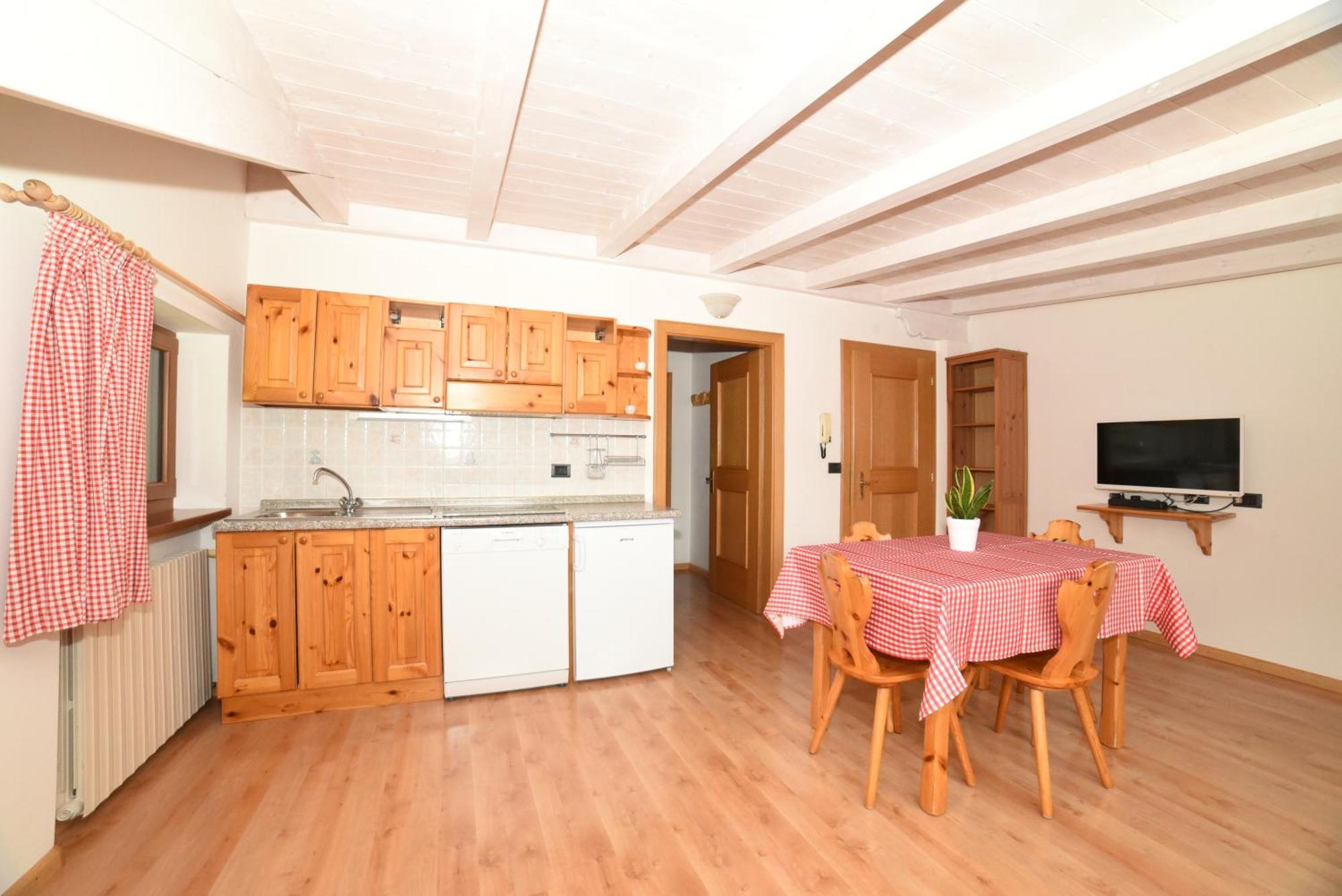 Cesa Mandi e Miky Apartment Canazei Bagian luar foto