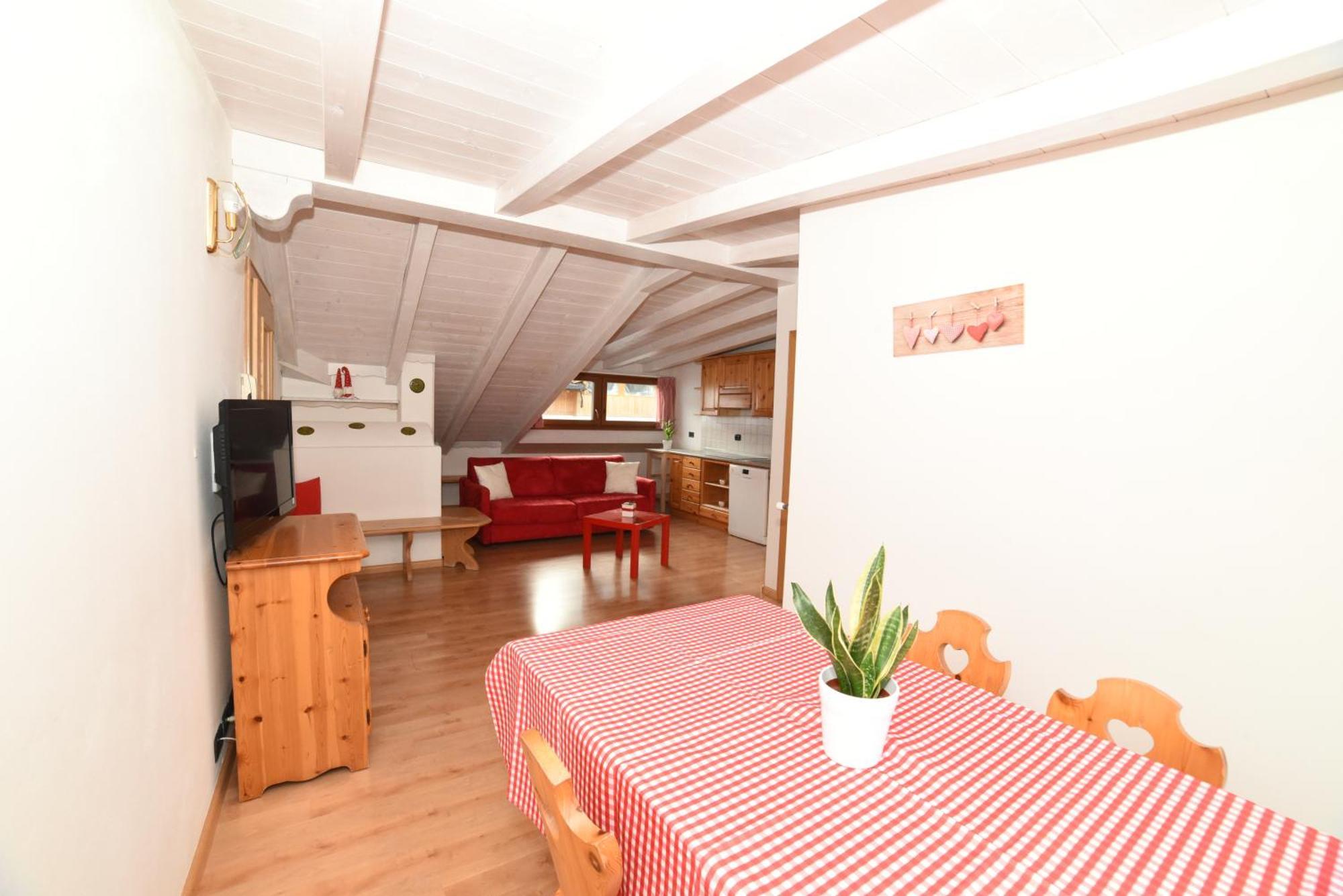 Cesa Mandi e Miky Apartment Canazei Bagian luar foto