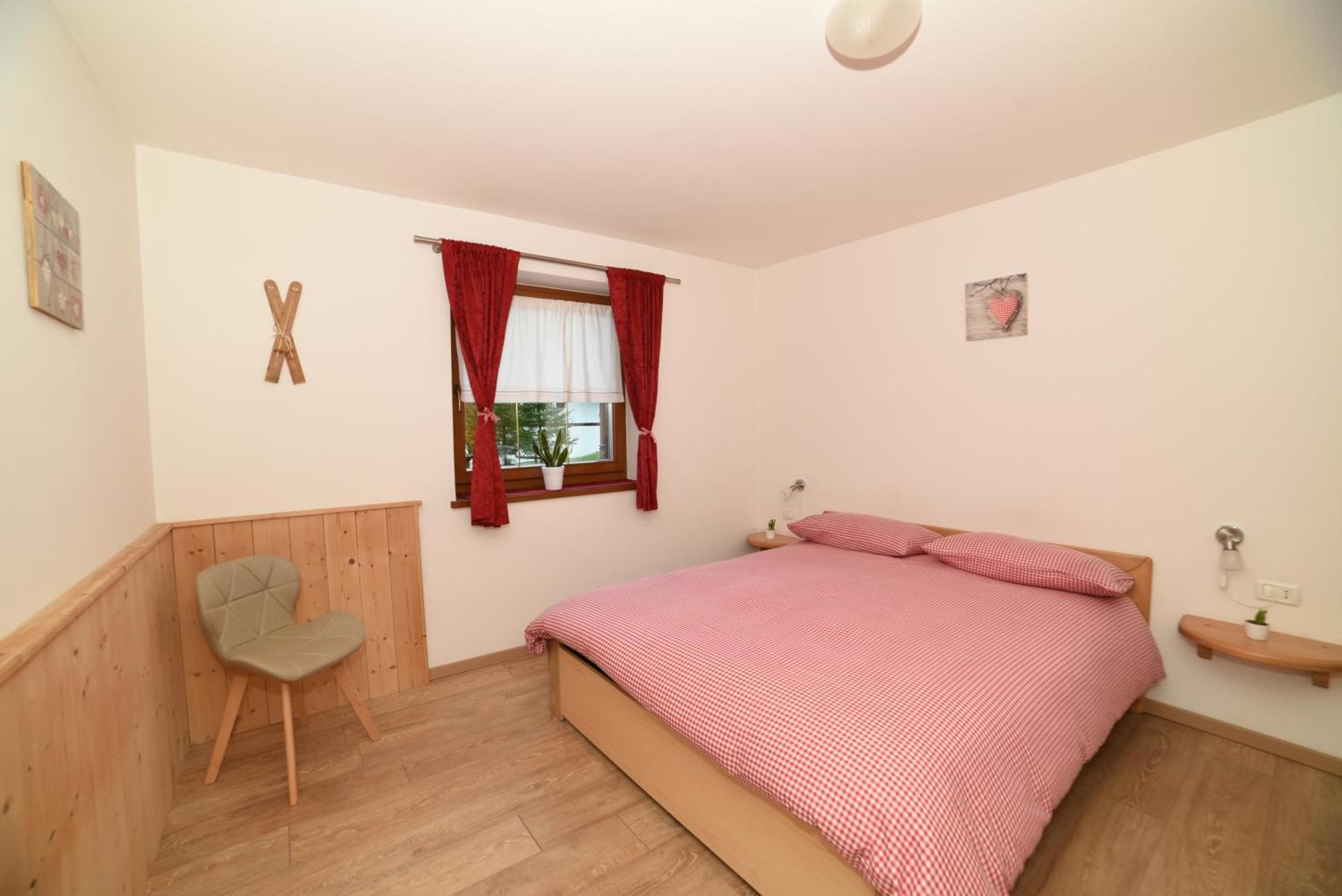 Cesa Mandi e Miky Apartment Canazei Bagian luar foto